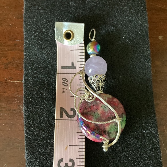 Whimsical Pendant Three Separate Stones Approximately 3” long - Picture 5 of 6